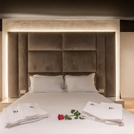 Apartment Brera Luxury Near Duomo With Wifi