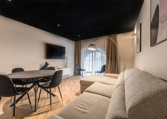 Apartamento Brera Luxury Near Duomo With Wifi *