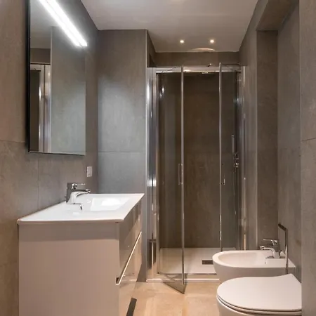 Brera Luxury Near Duomo With Wifi * Mediolan